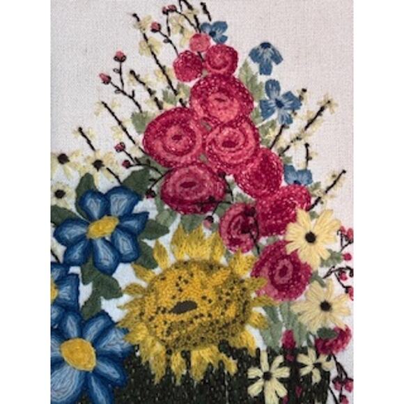 Vtg MCM Crewel Framed Wall Art Large Needlepoint Embroidered Floral Multi-color - Picture 6 of 11